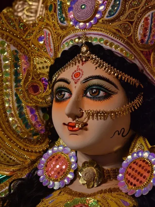 माता दुर्गा के मंत्र जाप से मिलने वाले लाभ,यहां जानिए